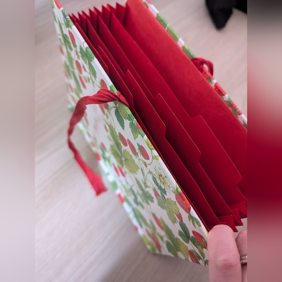 1980's Hallmark Strawberry Recipe File with Red Ribbon - Picture 5 of 9